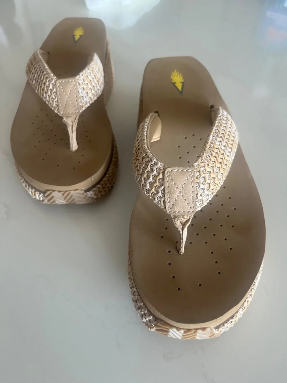 Volatile Island Raffia Thong Sandal - Tan Size 8